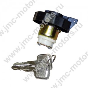 Крышка топливного бака ISUZU (ИСУЗУ) NKR55 с ключом (пластик), 8970956862